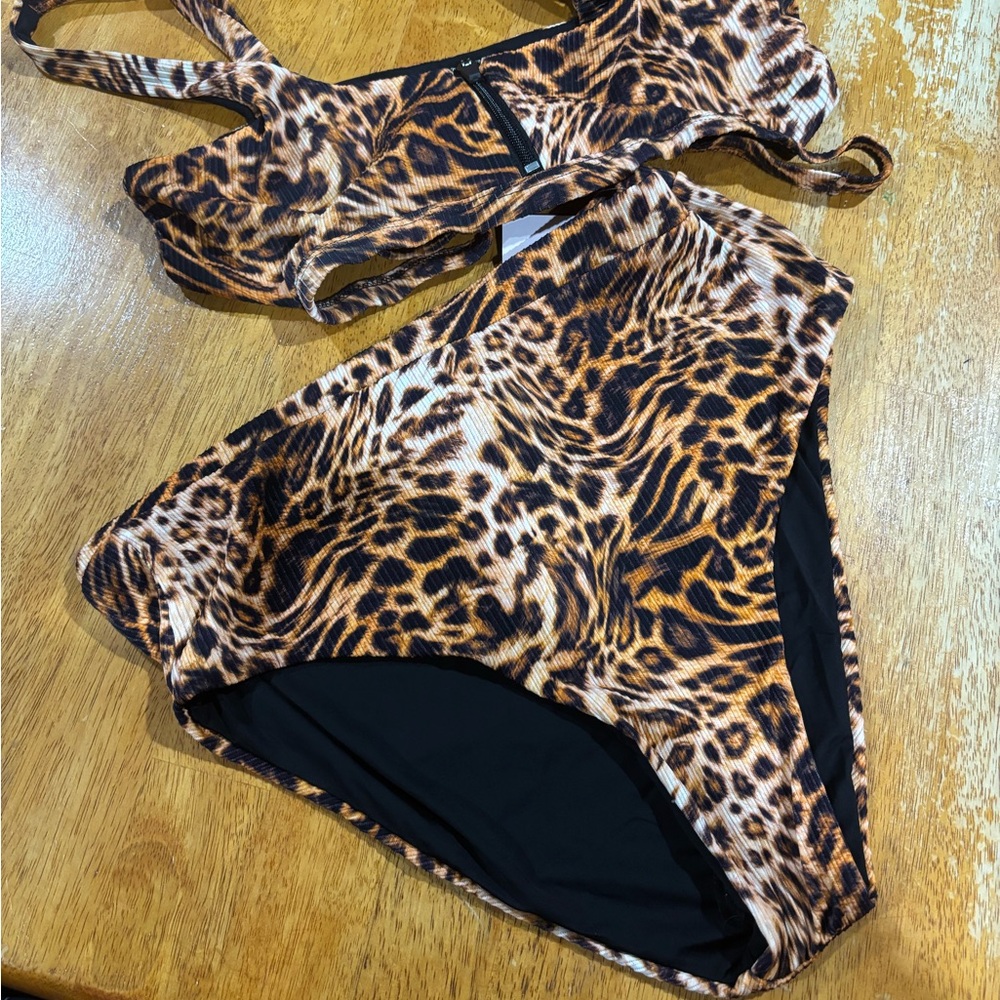 YMI Vibrant Animal Cheetah Print Bikini Top & bottom